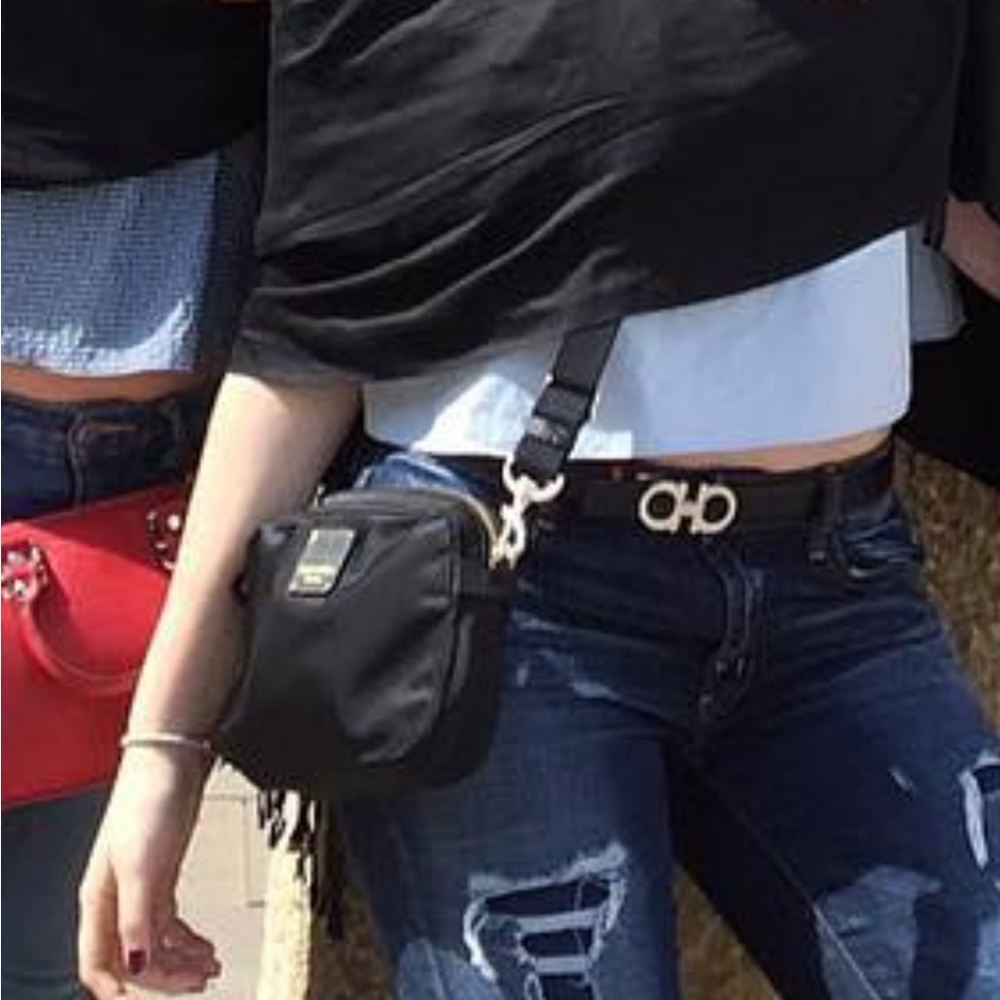 HENRI BENDEL NYLON CAMERA CROSSBODY BAG
